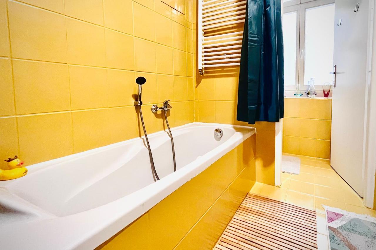 Sunny City - Apartment In Spa Zone With Private Garage 卡罗维发利 外观 照片