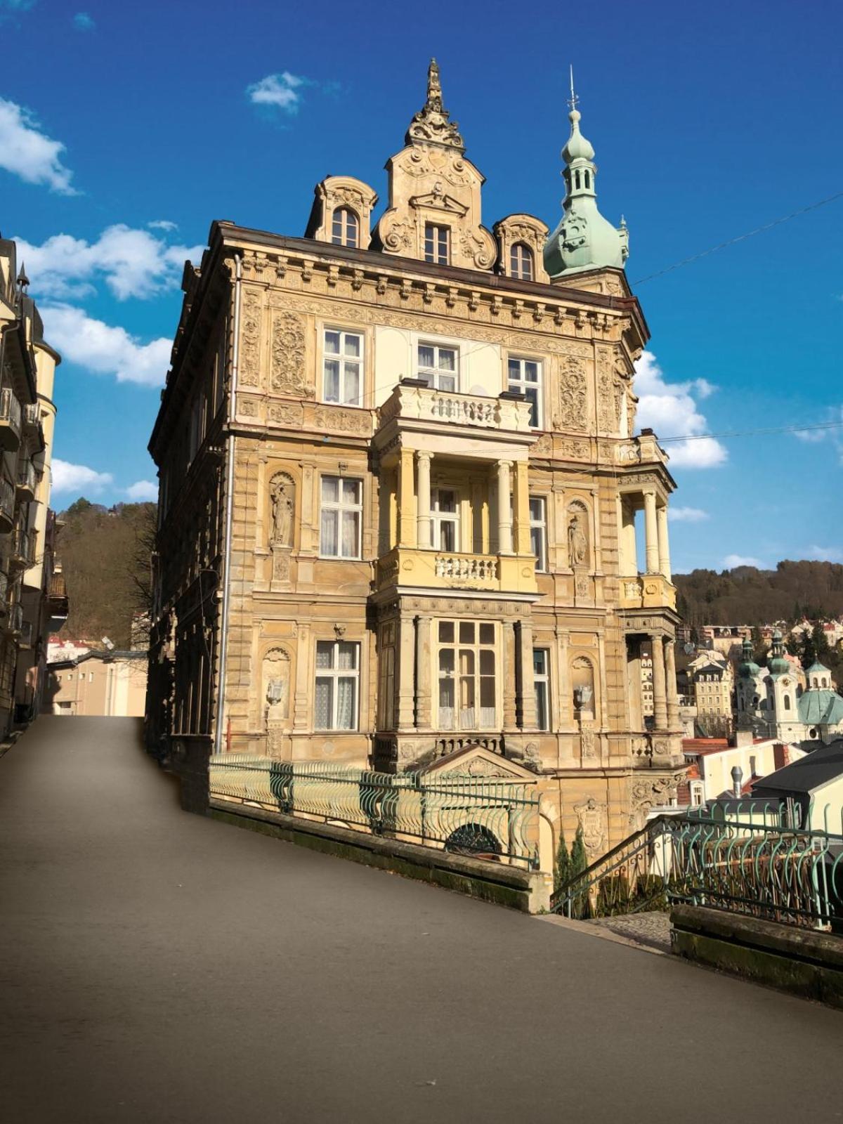 Sunny City - Apartment In Spa Zone With Private Garage 卡罗维发利 外观 照片
